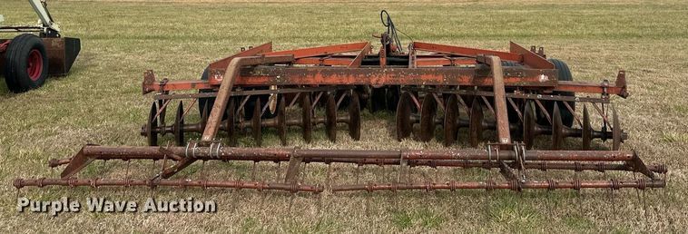 image for item DS3274 International disk