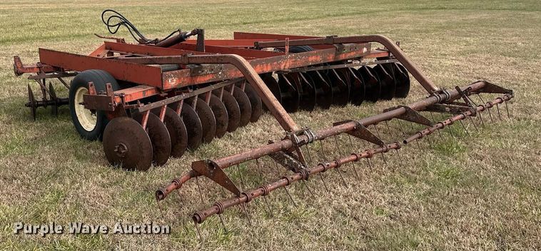 image for item DS3274 International disk