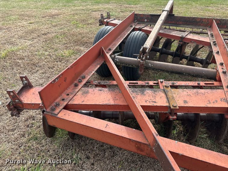 image for item DS3274 International disk