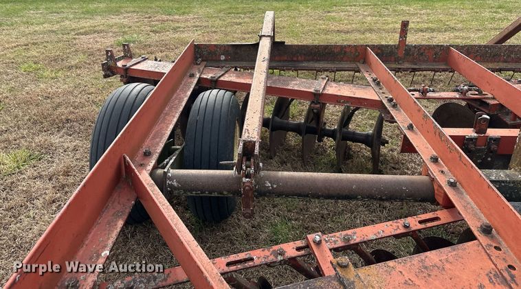 image for item DS3274 International disk