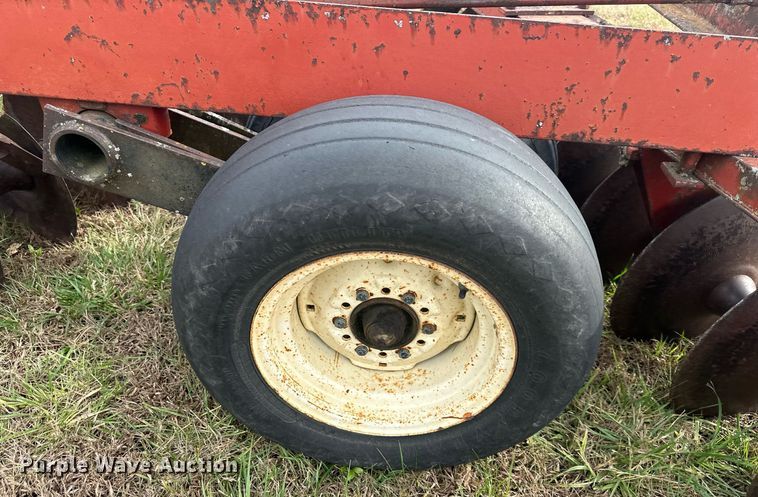 image for item DS3274 International disk