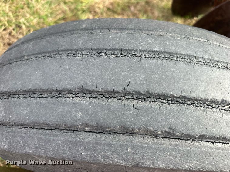 image for item DS3274 International disk