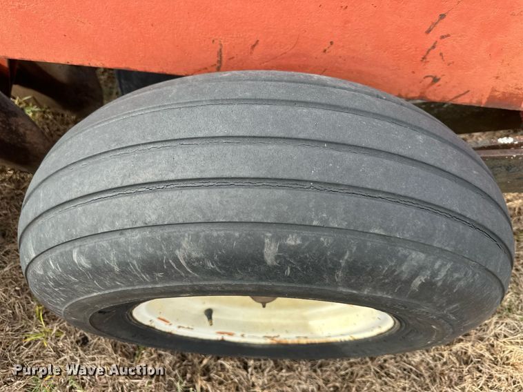 image for item DS3274 International disk