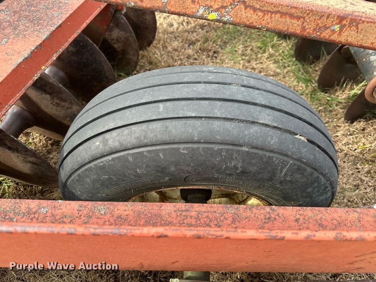 image for item DS3274 International disk