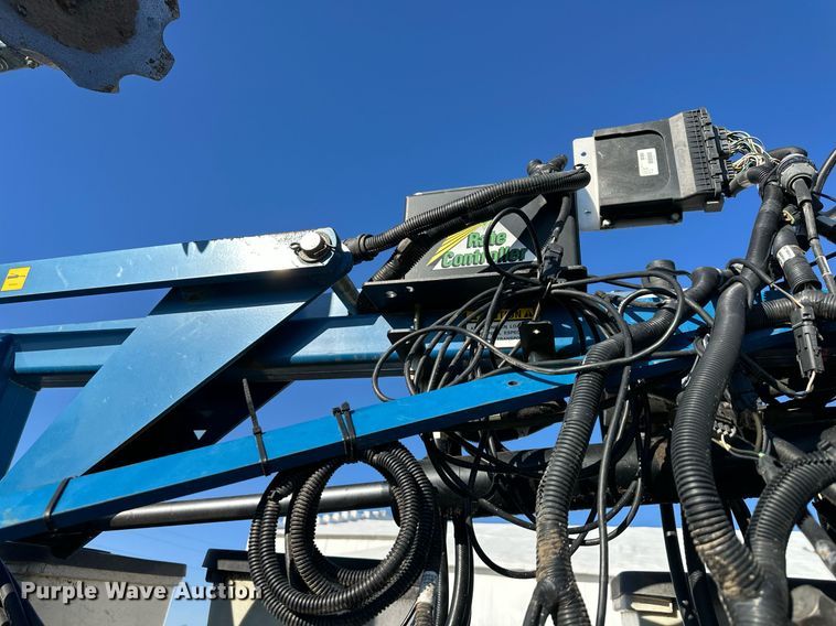 image for item DS3287 Kinze 3600 no-till planter