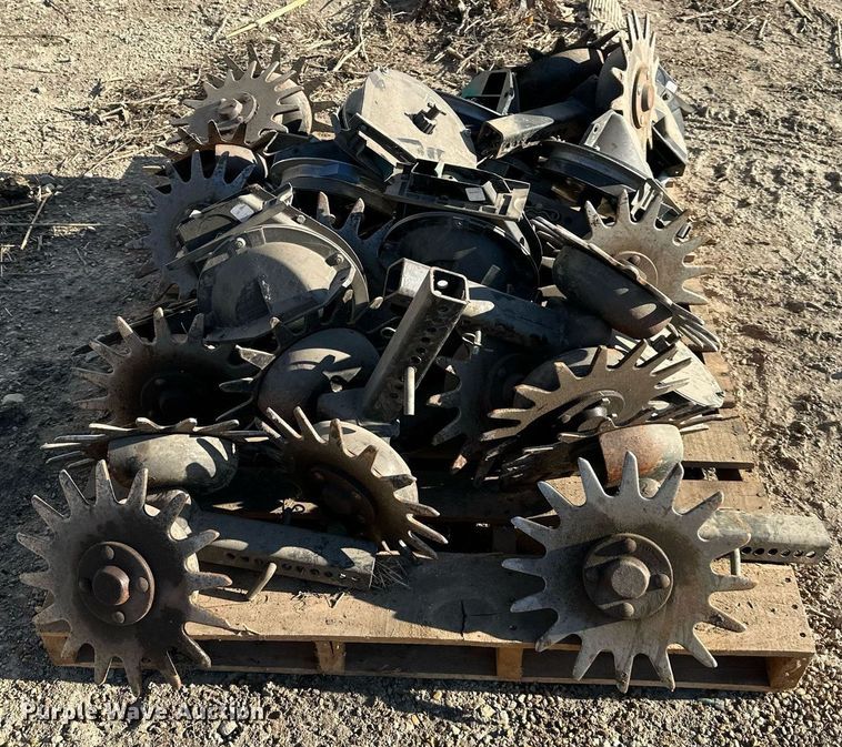 image for item DS3287 Kinze 3600 no-till planter