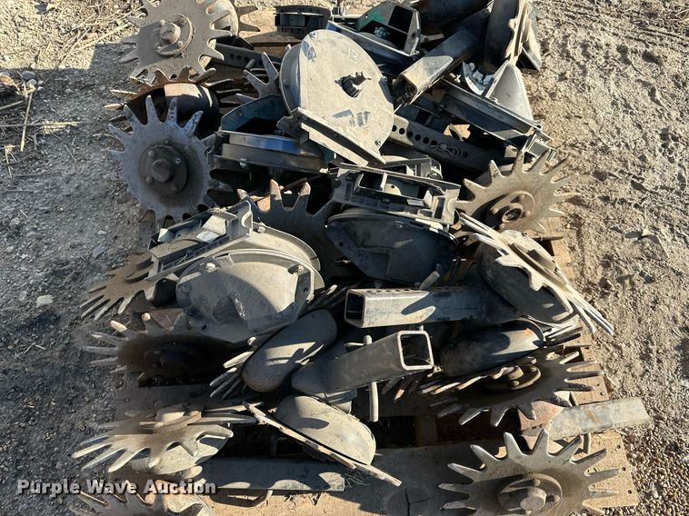 image for item DS3287 Kinze 3600 no-till planter