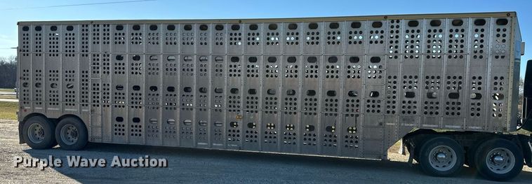 image for item DS3288 1990 Merritt livestock trailer