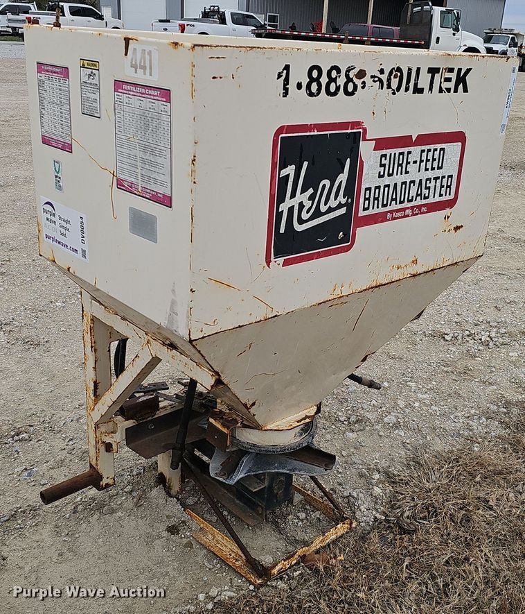 image for item DV0054 Kasco 750 broadcast spreader