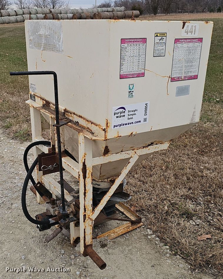 image for item DV0054 Kasco 750 broadcast spreader