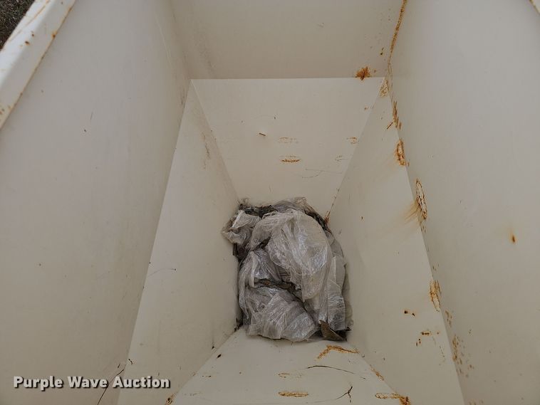 image for item DV0054 Kasco 750 broadcast spreader