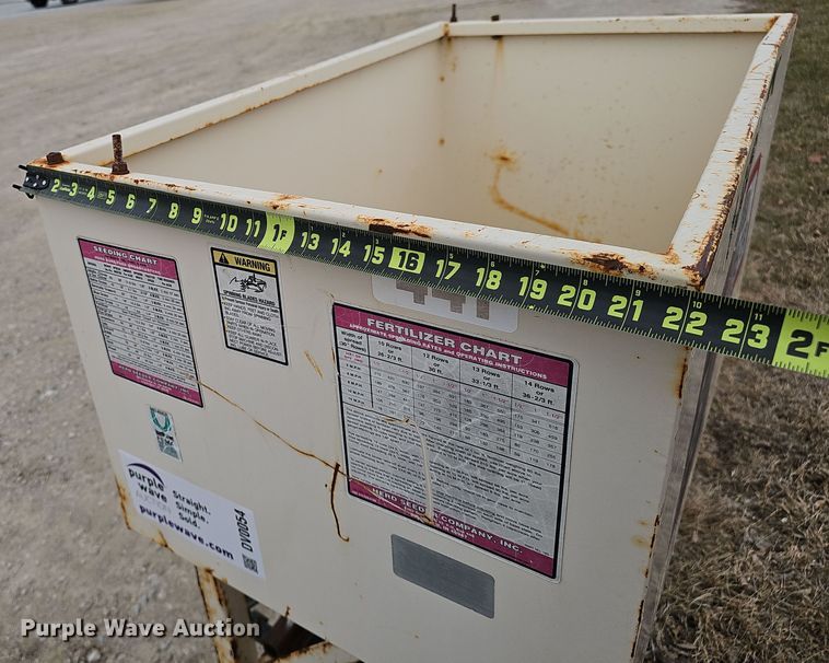 image for item DV0054 Kasco 750 broadcast spreader