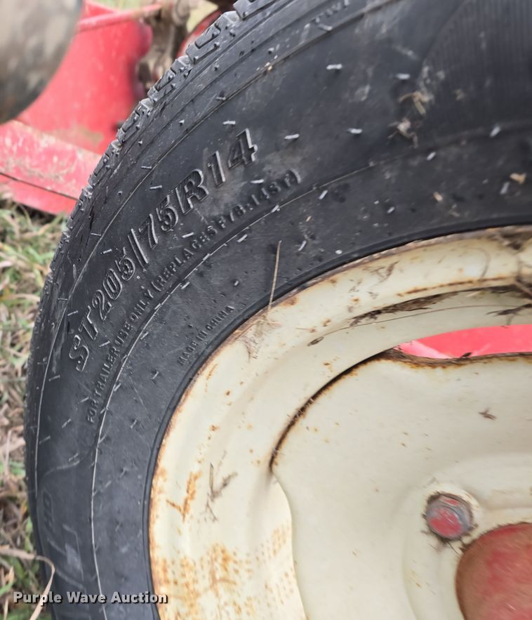 image for item DV0066 International 1100 sickle mower