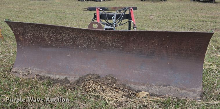 image for item DV0068 John Deere 00524 blade