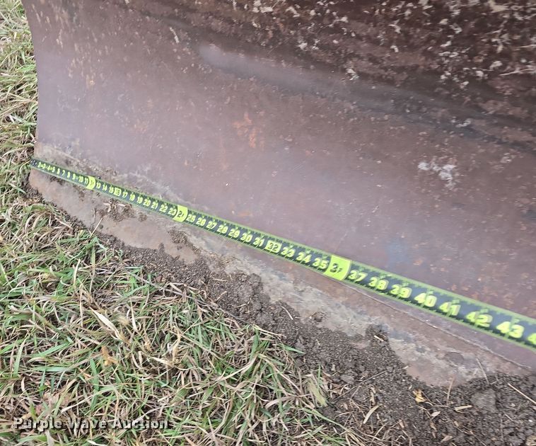 image for item DV0068 John Deere 00524 blade