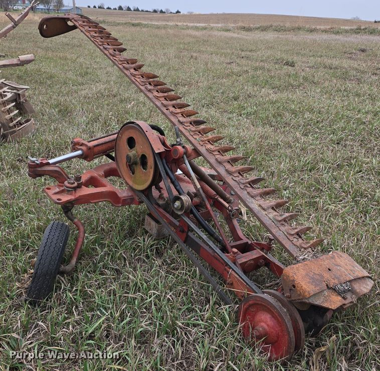 image for item DV0071 (3) International sickle mowers