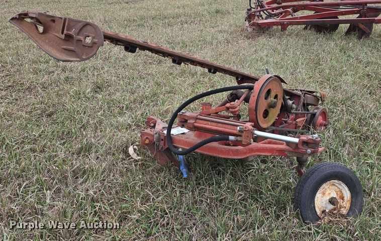 image for item DV0071 (3) International sickle mowers