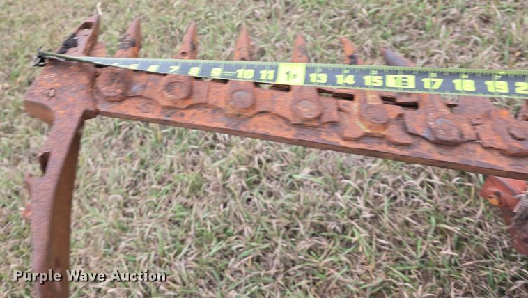 image for item DV0071 (3) International sickle mowers