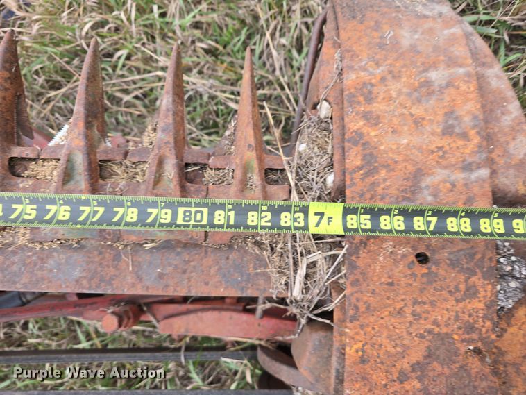 image for item DV0071 (3) International sickle mowers