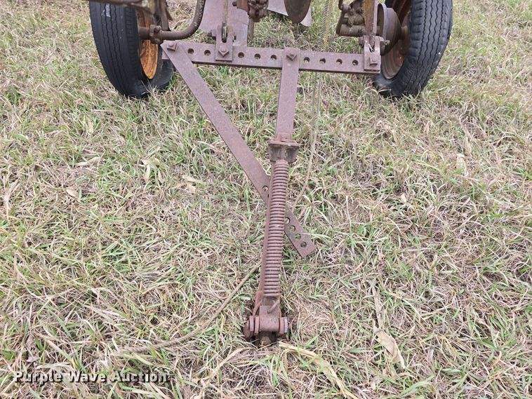 image for item DV0071 (3) International sickle mowers