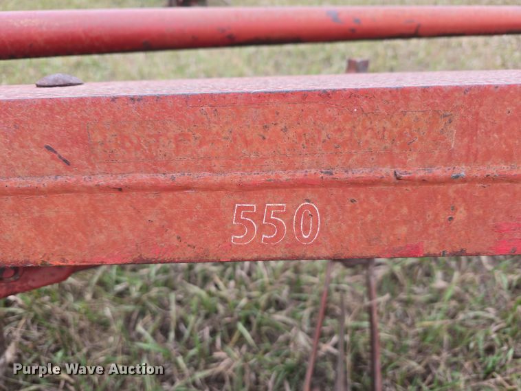 image for item DV0072 International 550 five bottom plow