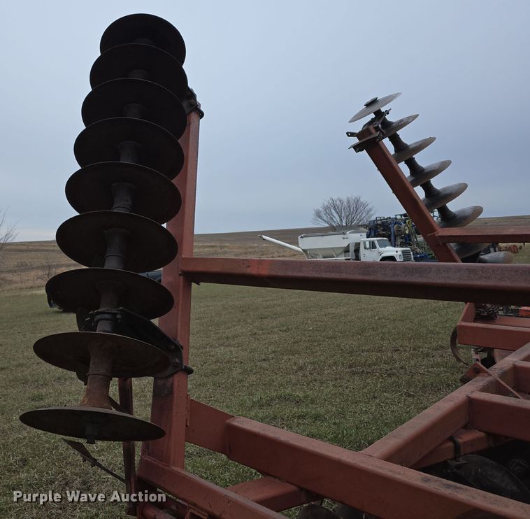 image for item DV0075 International 490 double off-set disk