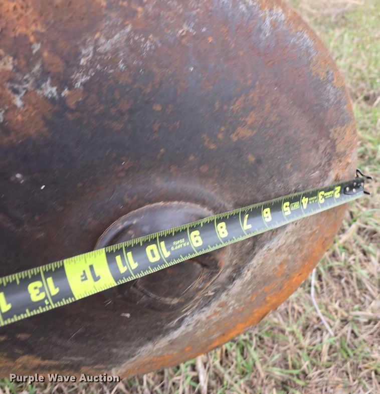 image for item DV0075 International 490 double off-set disk