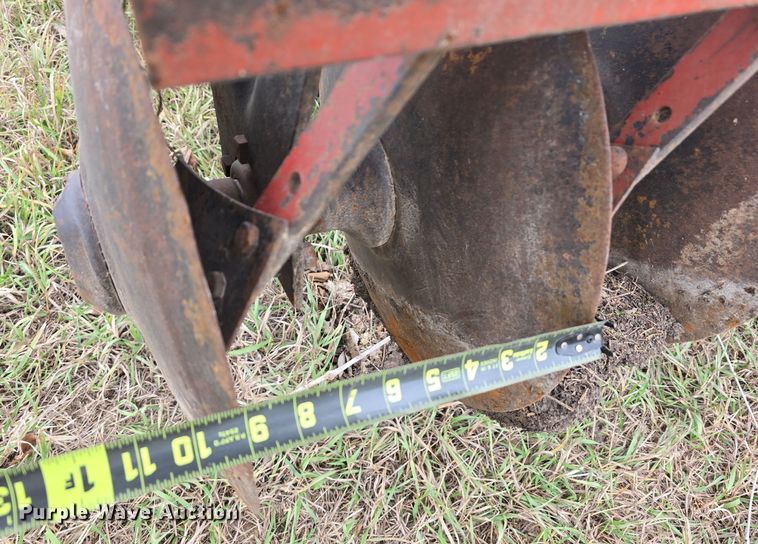 image for item DV0075 International 490 double off-set disk