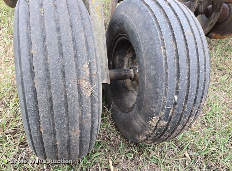 image for item DV0075 International 490 double off-set disk