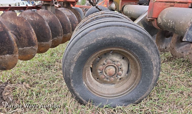 image for item DV0075 International 490 double off-set disk