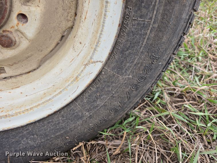 image for item DV0076 International 4500 Vibra Shank field cultivator