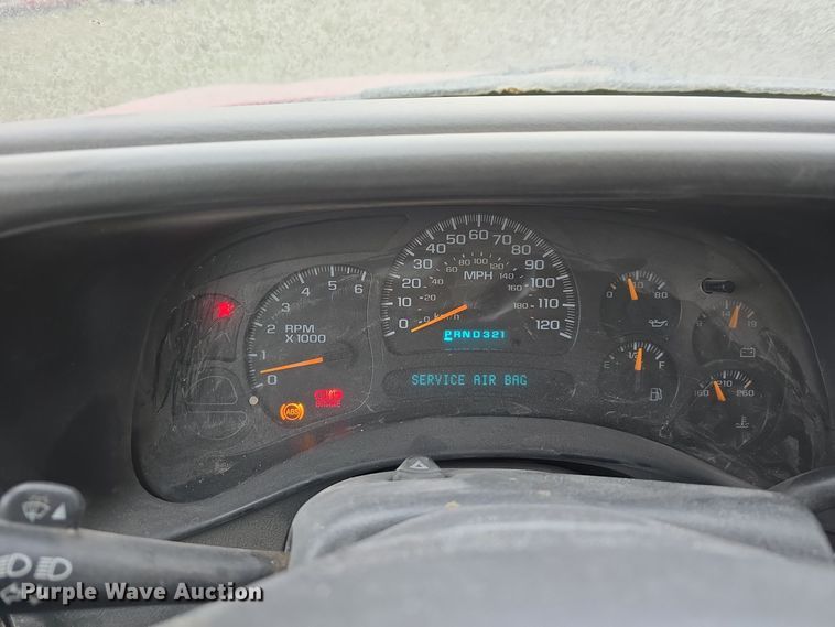 image for item DV0077 2005 Chevrolet Silverado 1500 Ext. Cab pickup truck