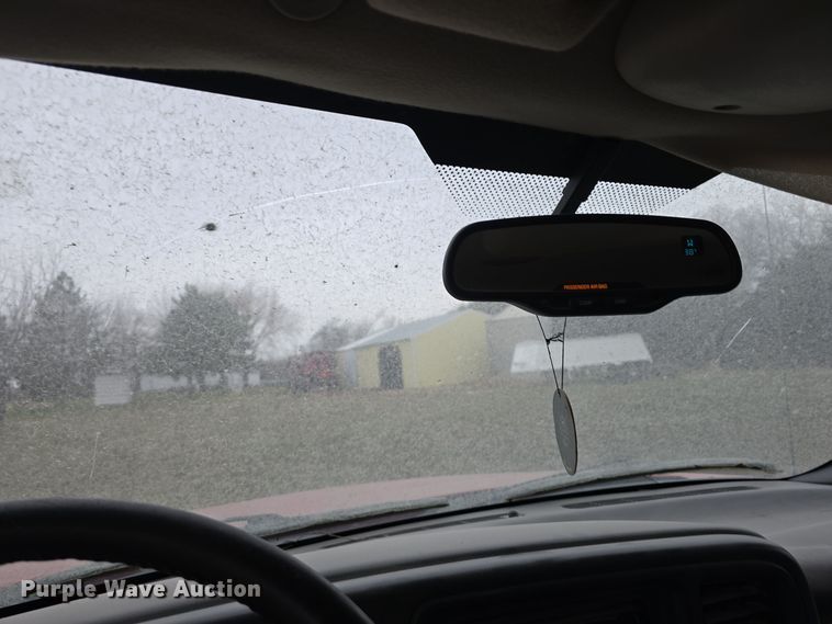 image for item DV0077 2005 Chevrolet Silverado 1500 Ext. Cab pickup truck