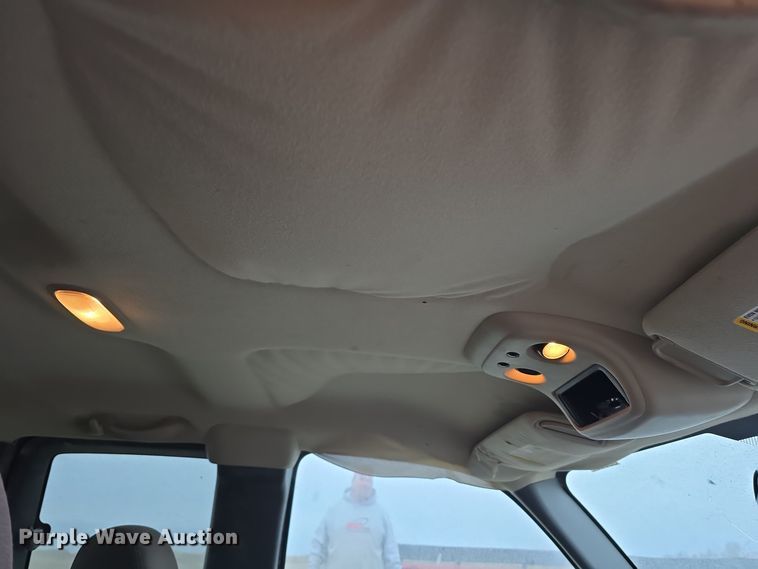 image for item DV0077 2005 Chevrolet Silverado 1500 Ext. Cab pickup truck