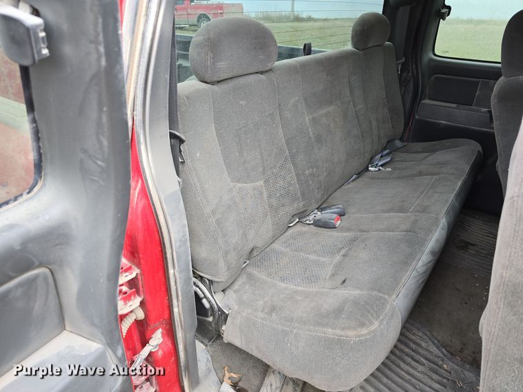 image for item DV0077 2005 Chevrolet Silverado 1500 Ext. Cab pickup truck