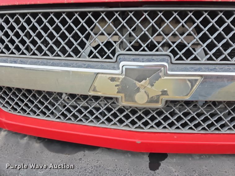 image for item DV0077 2005 Chevrolet Silverado 1500 Ext. Cab pickup truck