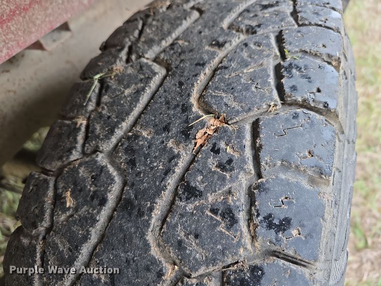 image for item DV0077 2005 Chevrolet Silverado 1500 Ext. Cab pickup truck