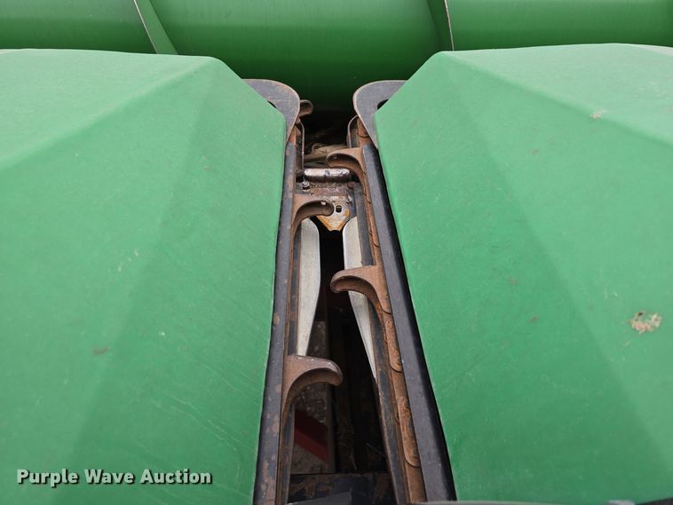 image for item DV0166 Bish SuperCrop corn head