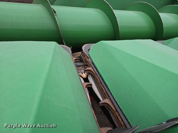 image for item DV0166 Bish SuperCrop corn head