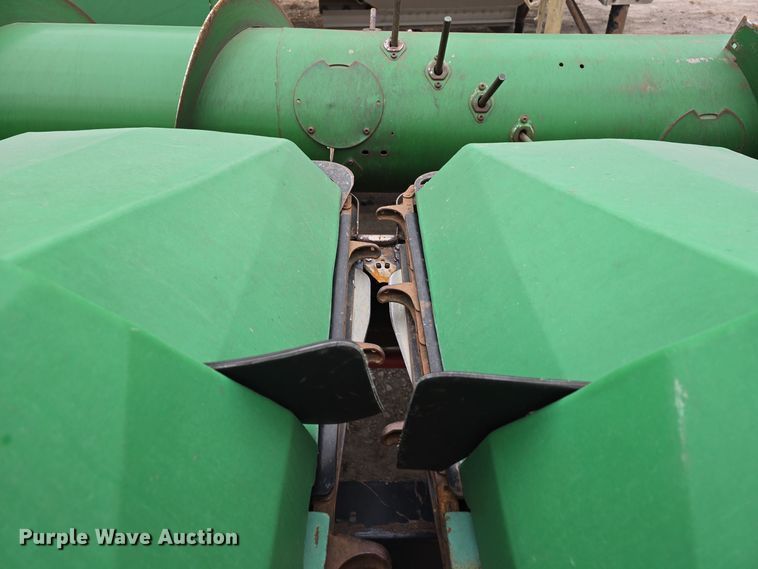 image for item DV0166 Bish SuperCrop corn head