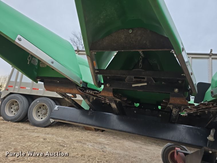 image for item DV0166 Bish SuperCrop corn head