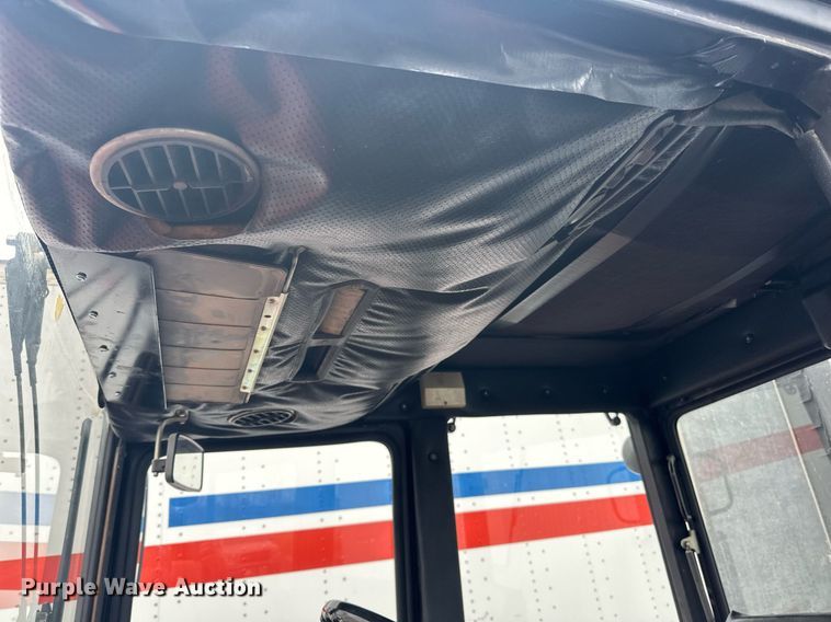 image for item DV0514 Belarus 8345 MFWD tractor