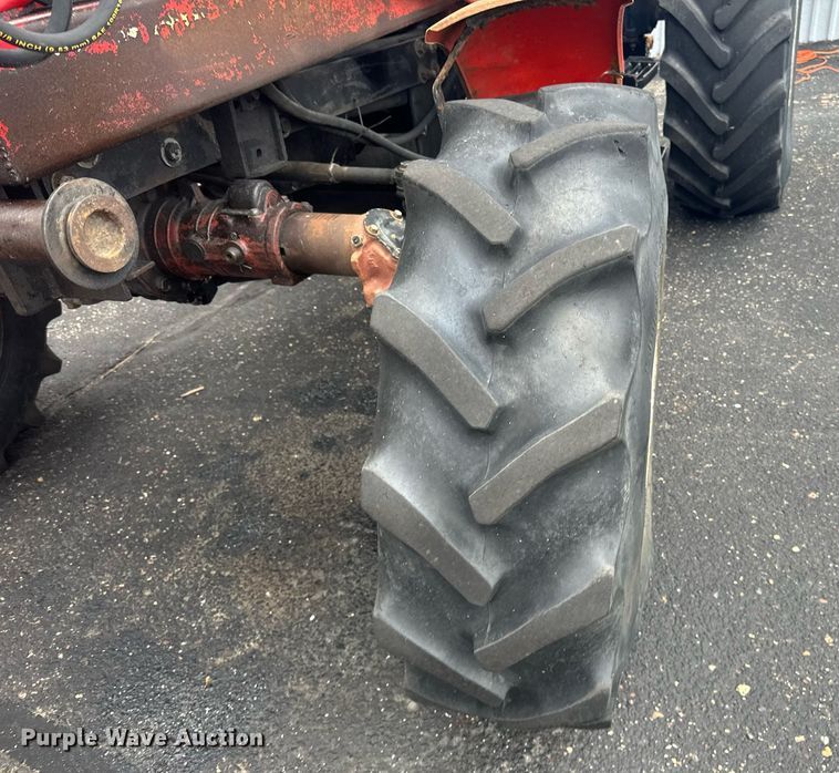 image for item DV0514 Belarus 8345 MFWD tractor