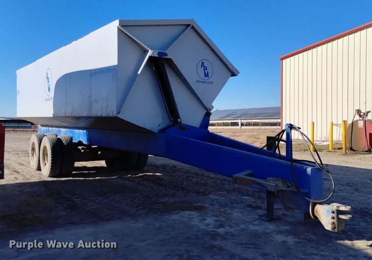 image for item DV6612 APM 28TP side dump trailer