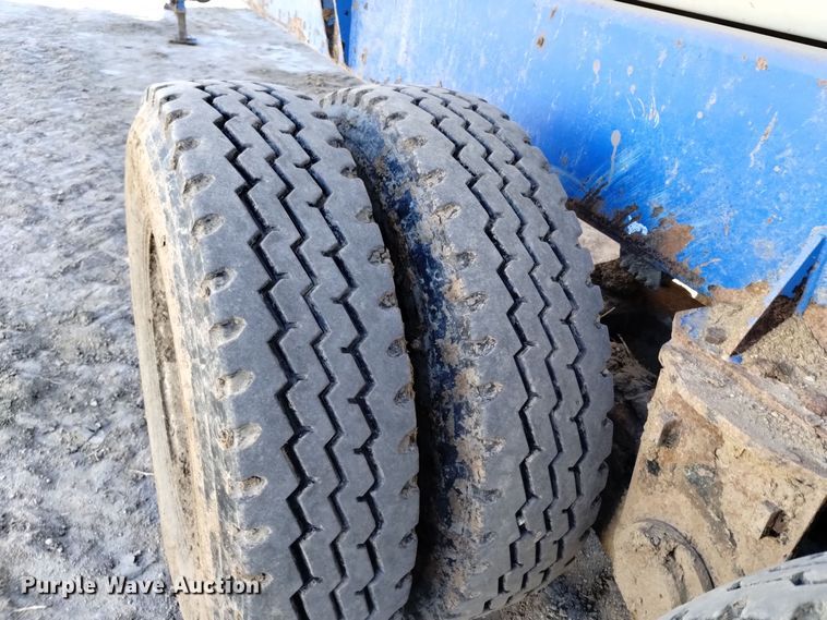 image for item DV6612 APM 28TP side dump trailer