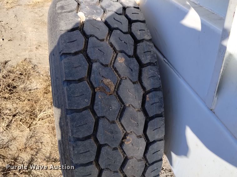 image for item DV6615 Laird VC-1405SP freestall filler