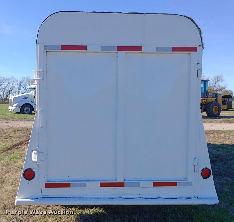 image for item DW0924 1995 Shop built livestock trailer