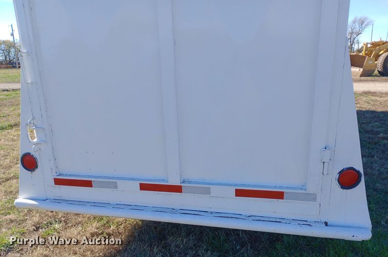 image for item DW0924 1995 Shop built livestock trailer