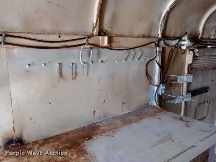 image for item DW0924 1995 Shop built livestock trailer