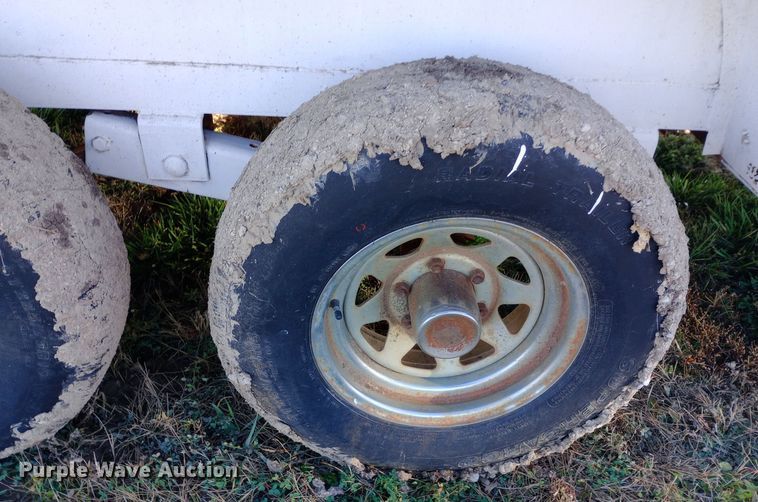 image for item DW0924 1995 Shop built livestock trailer